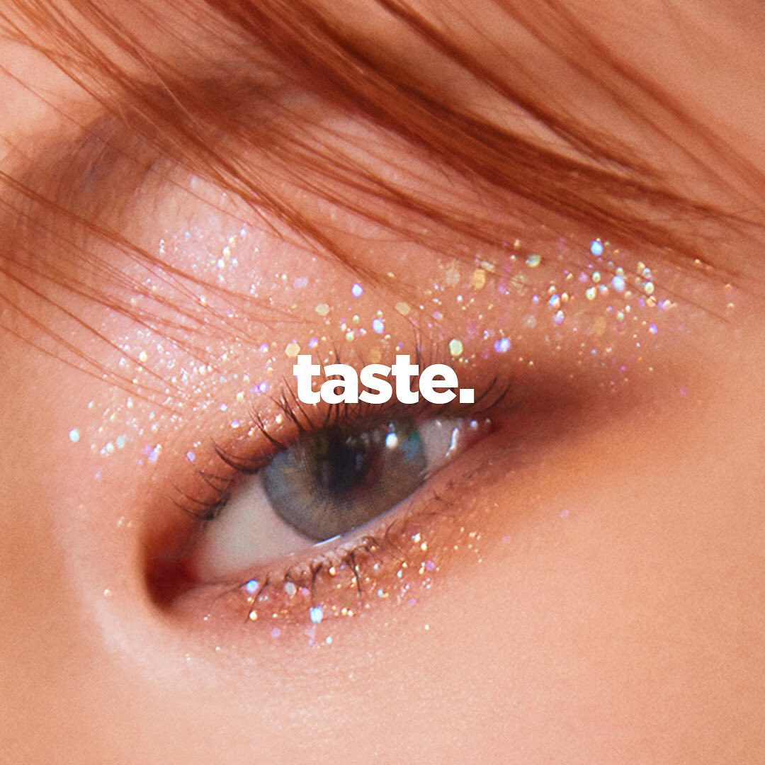 투쿨포스쿨 - #TAG_MY_TASTE 💝
⠀
New launching D-3✨
-
✨
눈가에 영롱하고 극강의 반짝임의
XL사이즈 글리터가 촉촉하게 얹혀져
취 향 저 격 💝
#펄핏글리터

사진 속 사용 제품은 
1호 #스ᄑ...