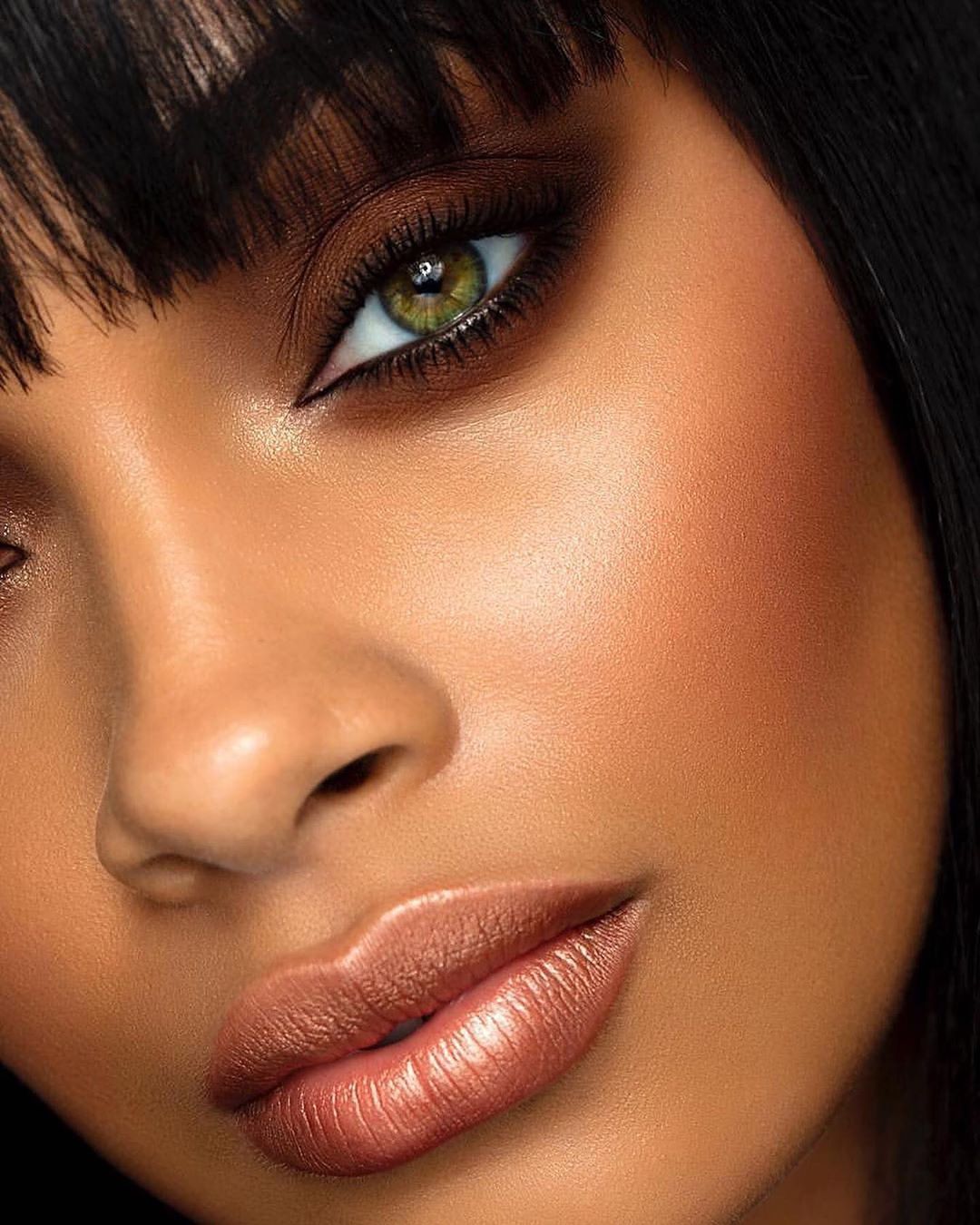 NARS Cosmetics - Stare down. Glow up. @itsl0ren wears Single Eyeshadow in Galapagos, Climax Mascara, Brow Perfector in Lava, and
Natural Radiant Longwear Foundation in Tahoe. #regram 

Artistry and Ph...