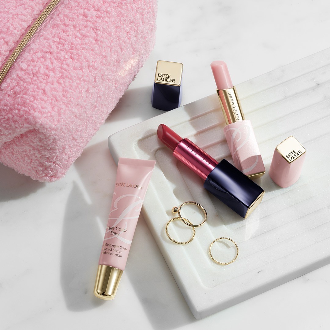 Estée Lauder - Smooth, replenish, and add a pop of color 💄 Our limited edition Lip Kloss Kit, created by #EsteeGlobalAmbassador @karliekloss, has everything you need to get your lip look on lock, and...