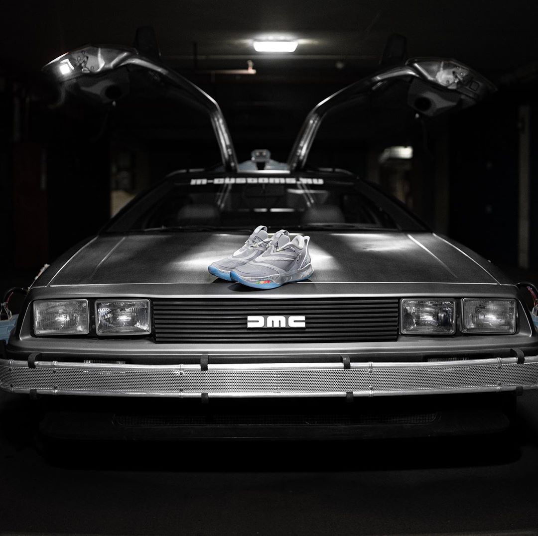 Магазин Sneakerhead - Nike Adapt BB 2.0

В нашем магазине появилась еще 2 версии кроссовок автошнурующихся кроссовок для баскетбола Adapt BB 2.0. Одна из пар посвящена кроссовкам Марти МакФлая из филь...