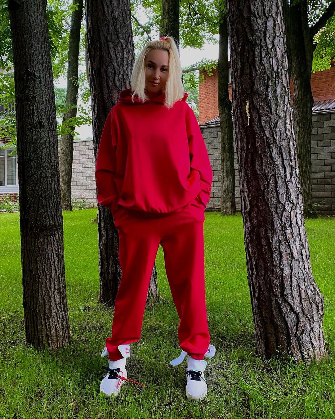 KUDRYAVTSEVA LERA - Девочки реально крутые Костюмы  у @basique713 👌🏼 Качество фантастическое !!! 🥰Я фанат спортивного стиля , удобно и красиво !!! Короче имейте в виду @basique713