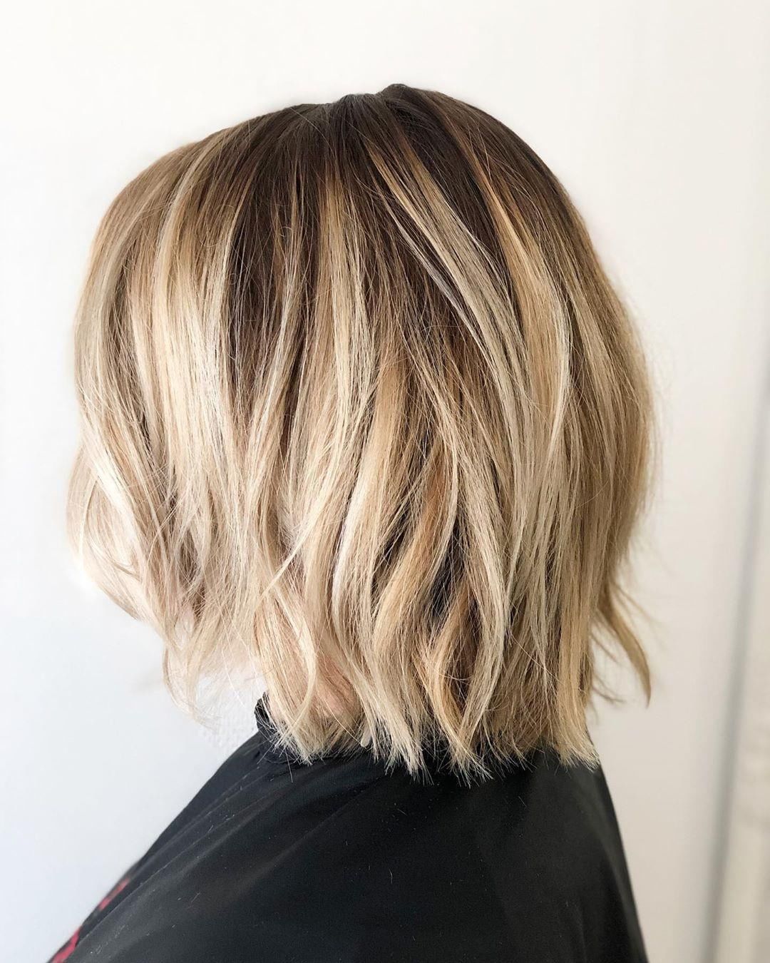 Schwarzkopf Professional - What a transformation! 🤩
*FORMULA* via @hairbylinnsala 👉 Lifted with #BLONDME and coloured with #IGORAROYAL in 6-1 + 6-4 + with 10 Vol. Toning with #IGORAVIBRANCE 9.5-5 + 9....