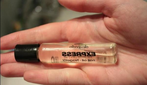 Express Cuticle Oil von Alessandro Express nail oil - rezension