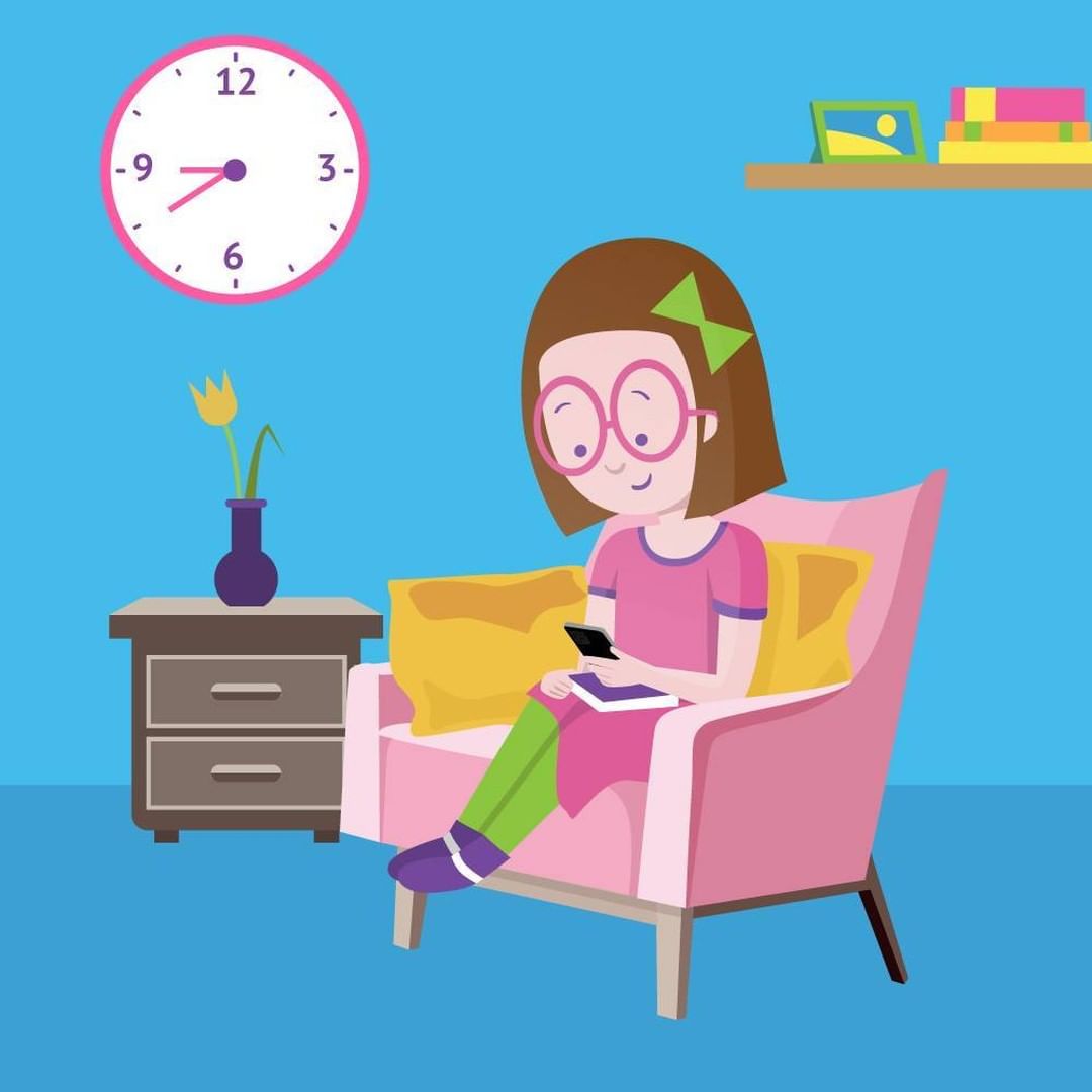 «Читай-город» - Идеальные часы для тех, кто заходит в TikTok на 5 минут, а выходит через 55😁 
⠀ 
#читайгород #такмногокнигтакмаловремени #прокрастинация #времябежит #книголюб