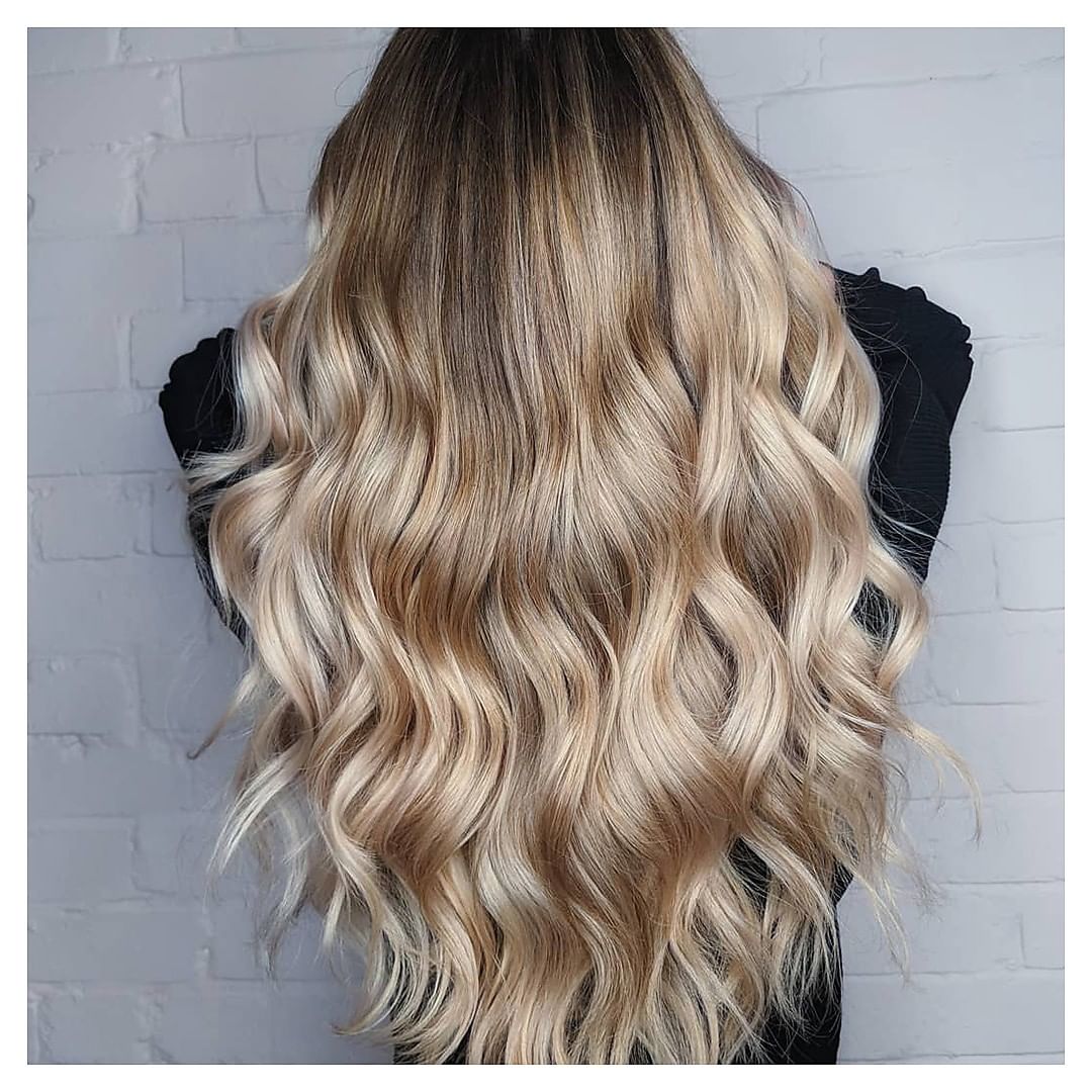 L'Oréal Professionnel Paris - Hair by @shivvvey 🇬🇧
.
🇺🇸/🇬🇧 Discover French Balayage for all!
From Free-waves to Backcomb, our 5 new balayage techniques were developed to create a subtle, natural and e...