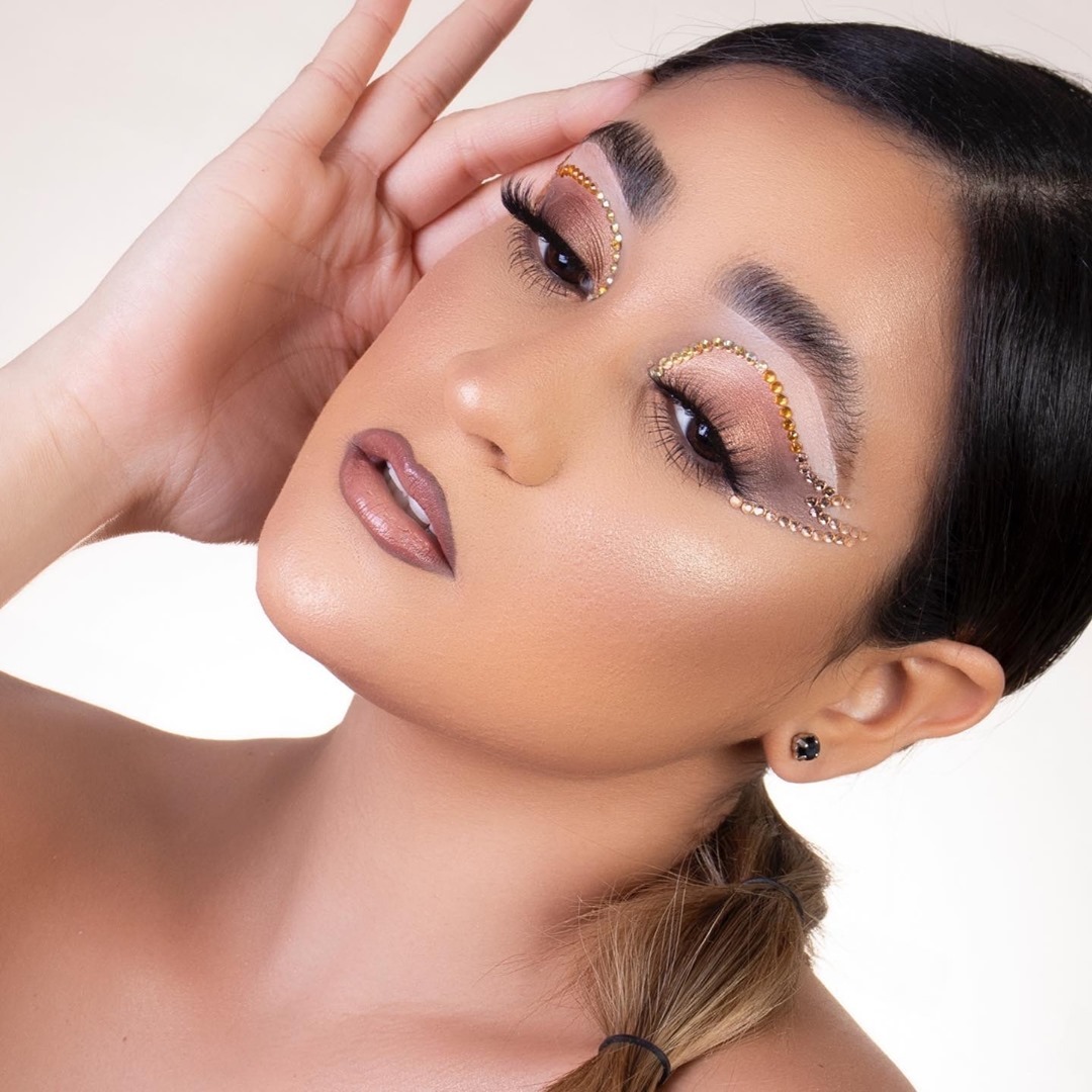 SUGAR Cosmetics - Let that shade of brown do its magic.⁠
⁠
Colour fest is back and brown takes over today! ⁠
Visit our website to grab exciting offers on your favourite browns now. ⁠
⁠
In frame: @mich...