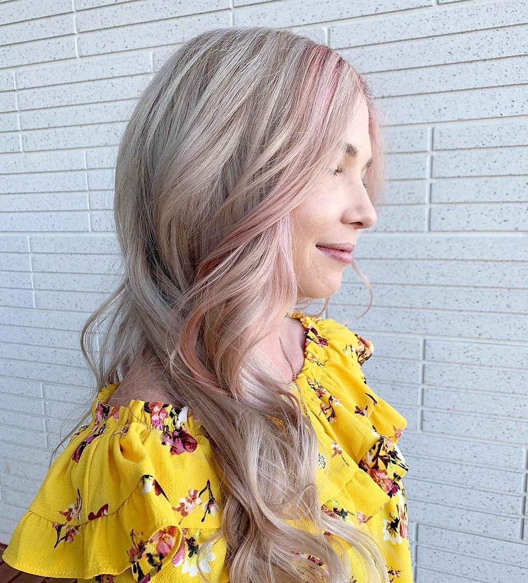 Schwarzkopf Professional - Life is too short not to have amazing hair 💖
@utopiahairandmakeup foiled with #BLONDME Premium Developer 20 Vol. then toned with #IGORAVIBRANCE • *Formula* 👉 9-1; 9.5-1; 9.5...
