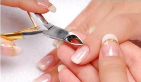 Manicure vs non-cutoff manicure - review