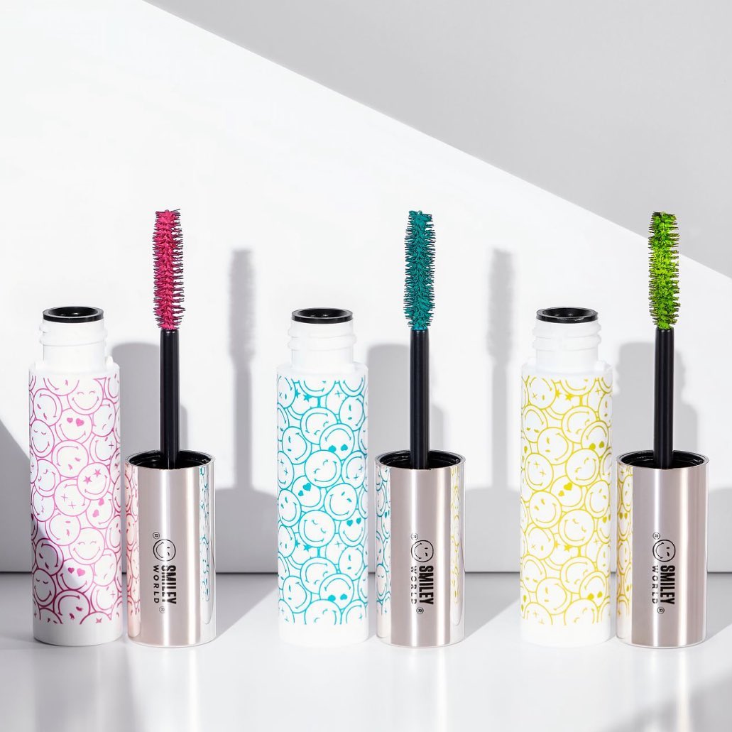 Ciaté London - Inject some colour into your glam 🙌☺️ but you’re can only pick one #CiatexSmiley Keep an Eye On Coloured Mascara 🌈👇
🌺 Be Brave (pink) 
💛 Be Happy (yellow) 
🦚 Be Bold (aquamarine) 
#cia...