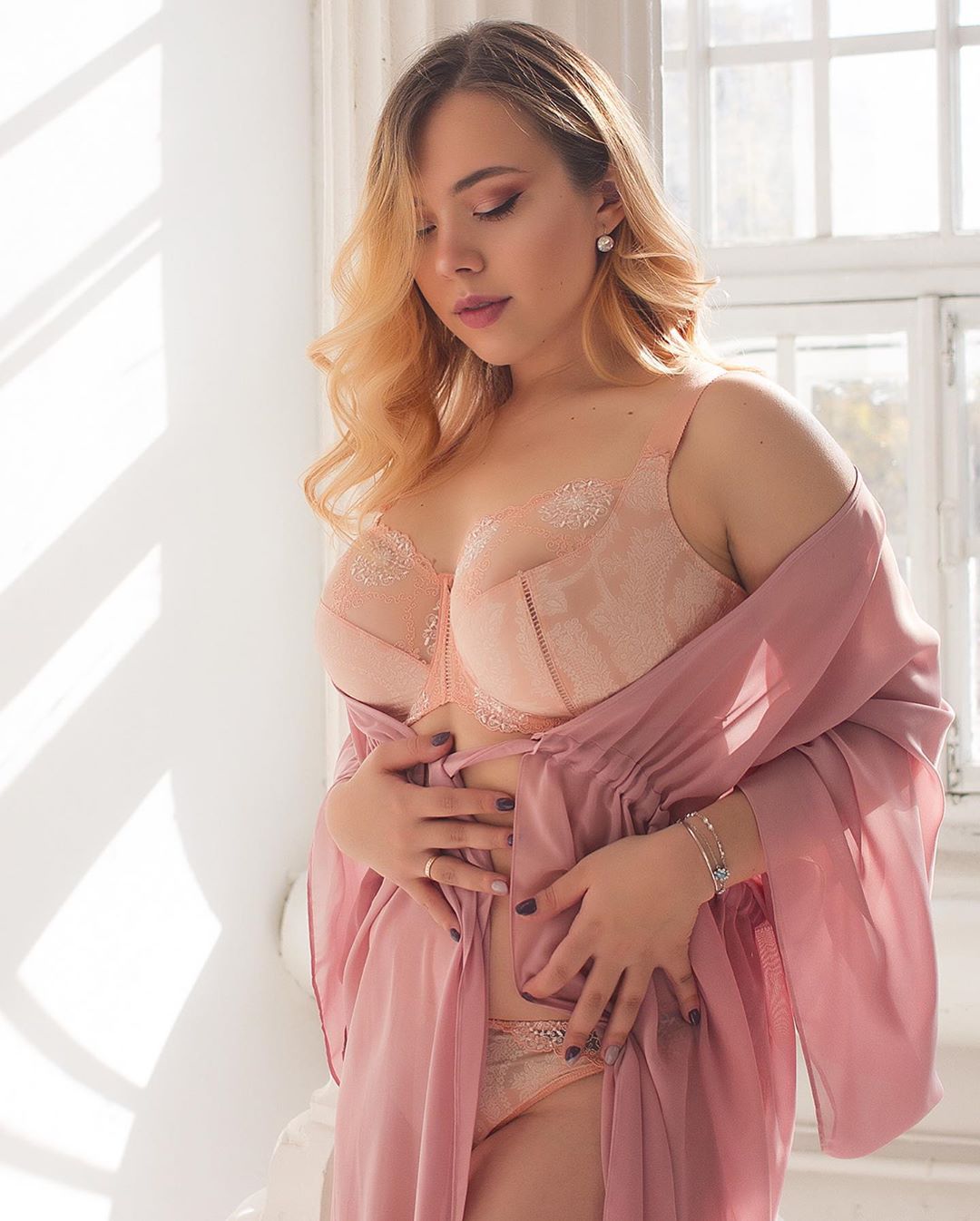 Brashop.ru - ПЕРСИК ОТ EMPREINTE ❤️
#конкурскомментариев в конце поста 👇
⠀
Продолжаем тему новинок от Empreinte, на этот раз уже известная любителям этой французской марки модель Lilly Rose в новом...