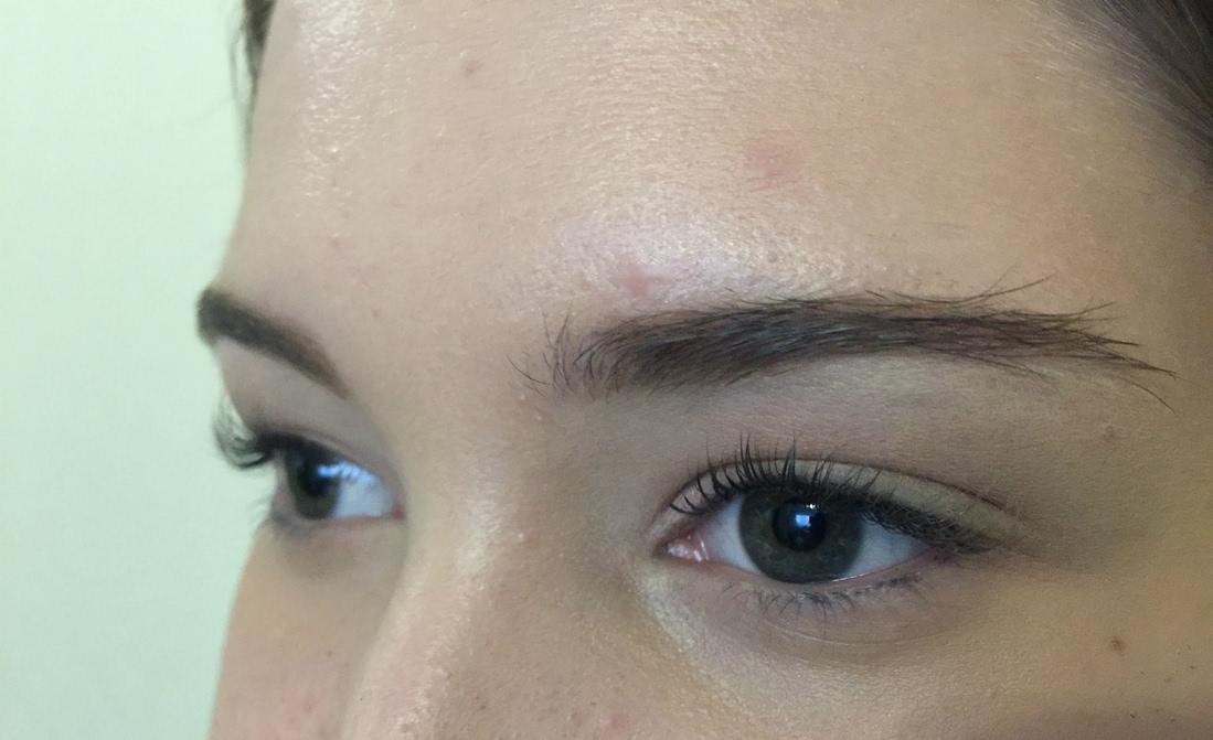 Отзыв. Тушь на каждый день от Clarins Wonder Perfect Mascara 01Делает ресницы объемными, длинными и подкрученными6 0cf43b_lbox.jpg