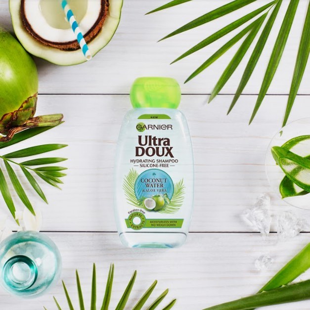 Garnier Official - Coconut water and aloe vera, the best way to hydrate your hair without weigh down