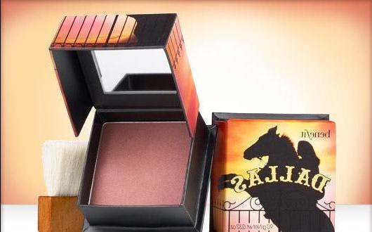 Возвращение в лето с пудрой Benefit Dallas an outdoor glow for an indoor gal face powder