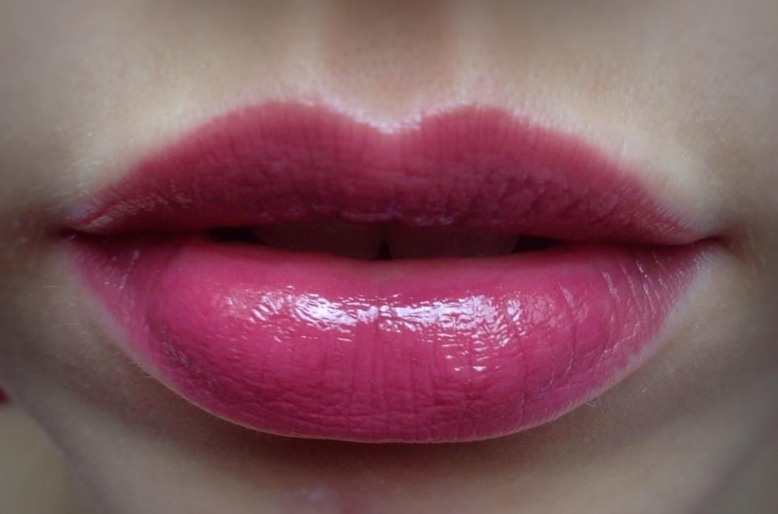 Увлажняющий блеск для губ NYX Intense Butter Gloss - Toasted Marshmallow - отзыв8 d941fc_lbox.jpg