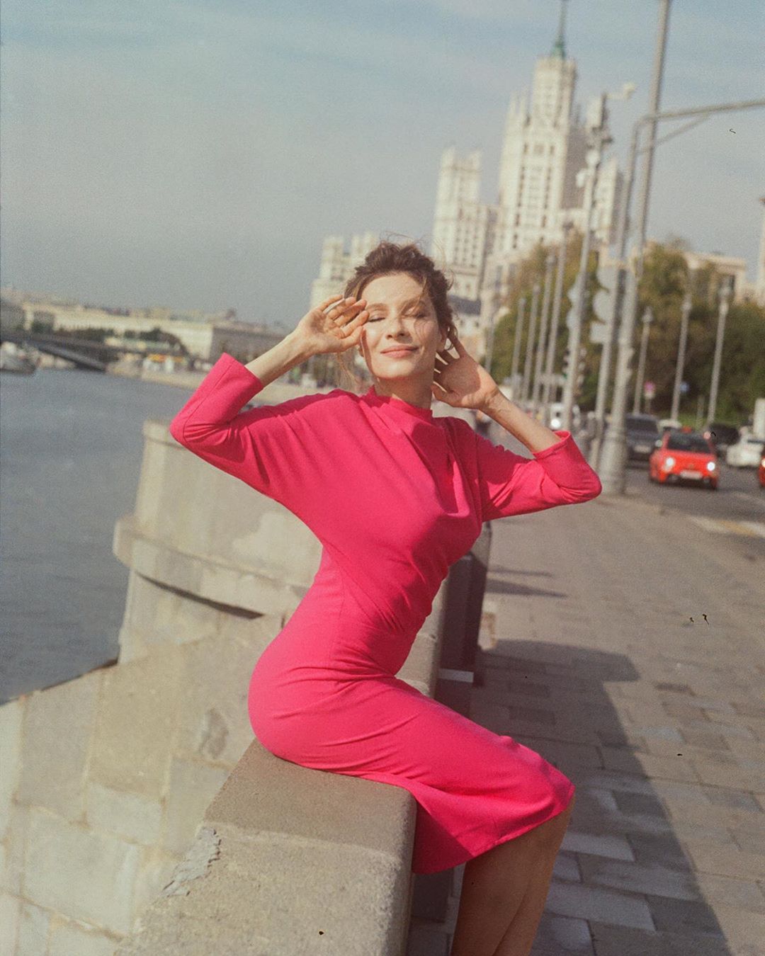 Елена Подкаминская - ...И, чтоб там ни было, - рутина, светский раут,-
Я ни при чём. Я вне игры. Взяла тайм-аут... 🙆☀️

Платье - Всегда любимые @pe_for_girls 💜
MuaH @elenaslin.ko & @alyonazhalnina
Фот...