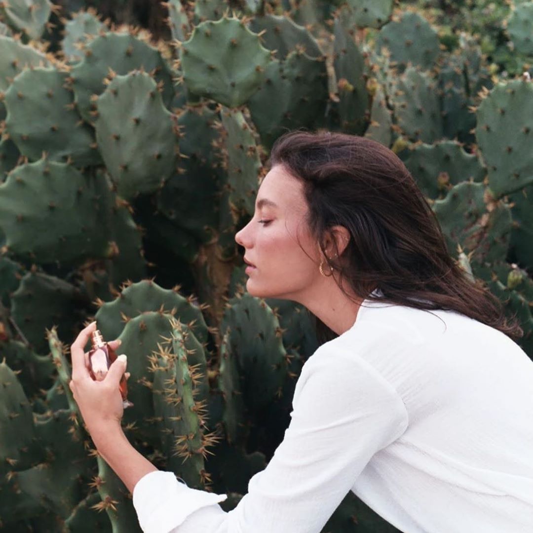 Paco Rabanne Parfums - the legend says that this fragrance turns you into a goddess⁠⠀
_⁠⠀
@_danielalaender wearing our Olympéa⁠ fragrance in the Brazilian summer bliss🇧🇷⁠⠀
_⁠⠀
credits @kiddotrixx #oly...