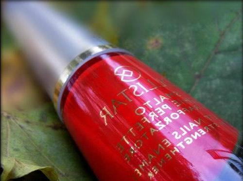 Helle Herbst mit Nagellack Colli Perfect Nails Enamel # 71 Melograno Lacca - rezension