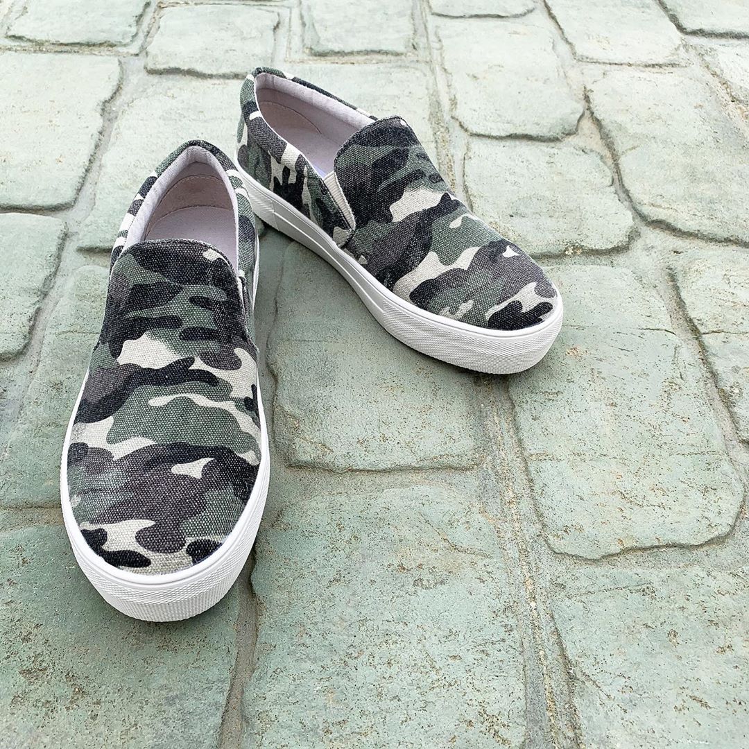 SHOEBACCA.COM - Anything + Camo = AWESOME!!!
Trust me these Steve Madden Slip-on Sneakers are AWESOME!!! 
▪️▪️▪️▪️▪️▪️▪️▪️▪️▪️▪️▪️
#shoebacca
#stevemaddensneakers 
#stevemaddenshoes 
#stevemadden
#cam...