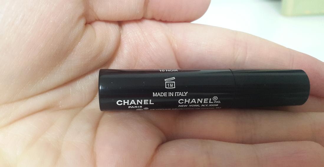 Тушь для ресниц Le Volume Revolution De Chanel, в оттенке Noir 10