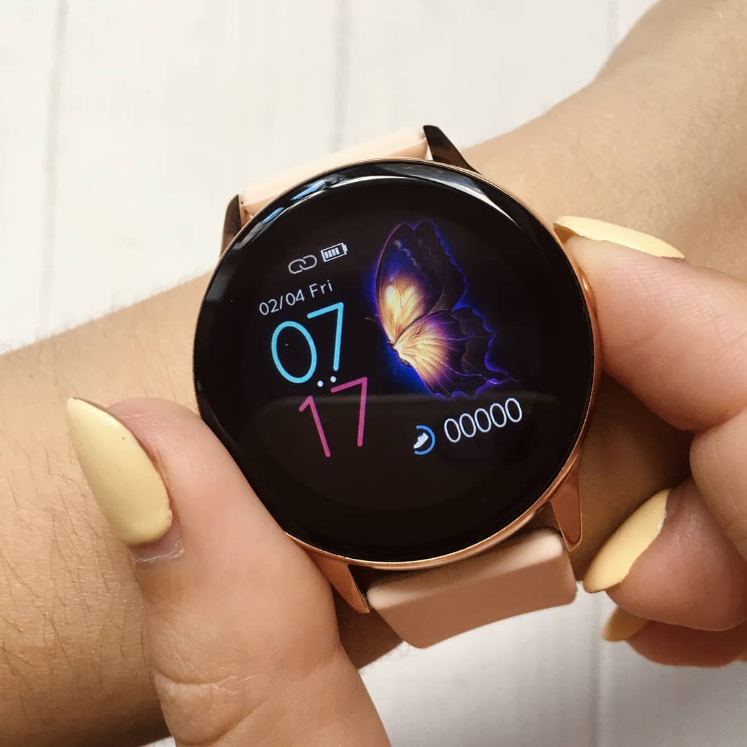 Lekos - Новинка 2020 року! 🔥Жіночий розумний годинник ⌚Smart DT88 Pro Velure💃
✔Сенсорний дисплей
✔Вимірювання тиску
✔Вимірювання пульсу
✔Вимірювання в крові
✔Фітнес функціїї(крокомір, калорії)
✔4 варі...