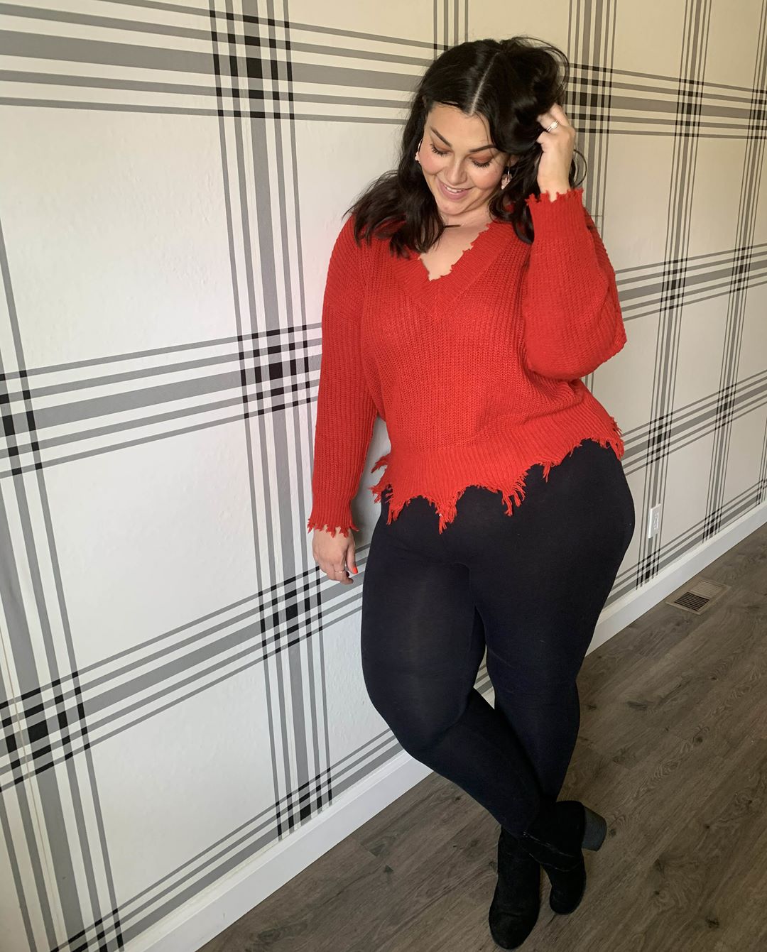 Rosegal - Plus Size Sweater, reviewed by @jivercs⁣
Shop via the bio Link.⁣
Search ID: 457631106⁣
Price: $25.51⁣
Use Code: RGH20 to enjoy 18% off!⁣
#rosegal #plussizefashion #Rosegalcurvygirl #curvygir...