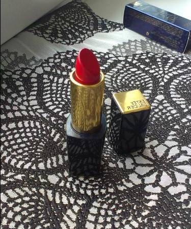 Estee Lauder Pure Color Envy Sculpting Lipstick #340 - reseña