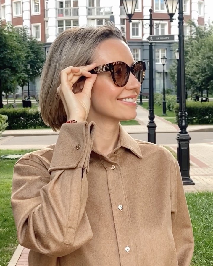 Max Mara - M is for Matching. The stunning @natalyosmann pairs the tawny #MaxMaraEyewear sunglasses with the camel #MaxMara #FW20 shirt.

#MaxMaraFW20
