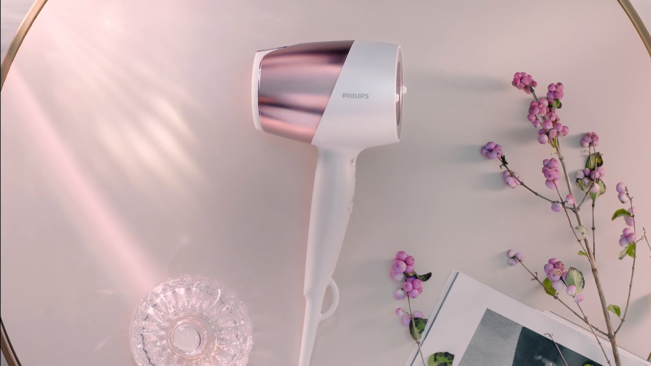 Discover Philips Hair Dryer BHD827/00 with SenseIQ technology