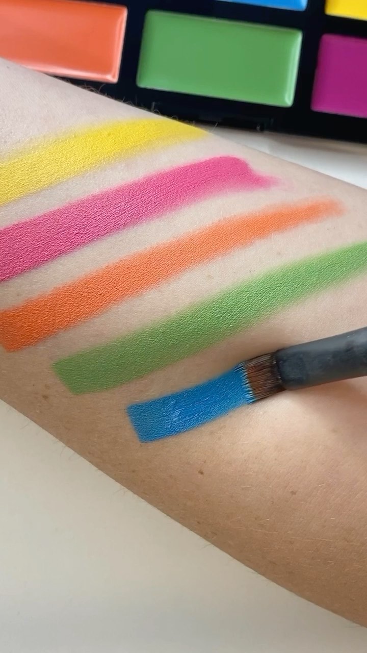 NYX Professional Makeup - One swipe pigment 💥 Our creamy, new SFX Face & Body Paint Palette is really all 👏 that 👏 • #nyxcosmetics #nyxprofessionalmakeup #crueltyfreebeauty