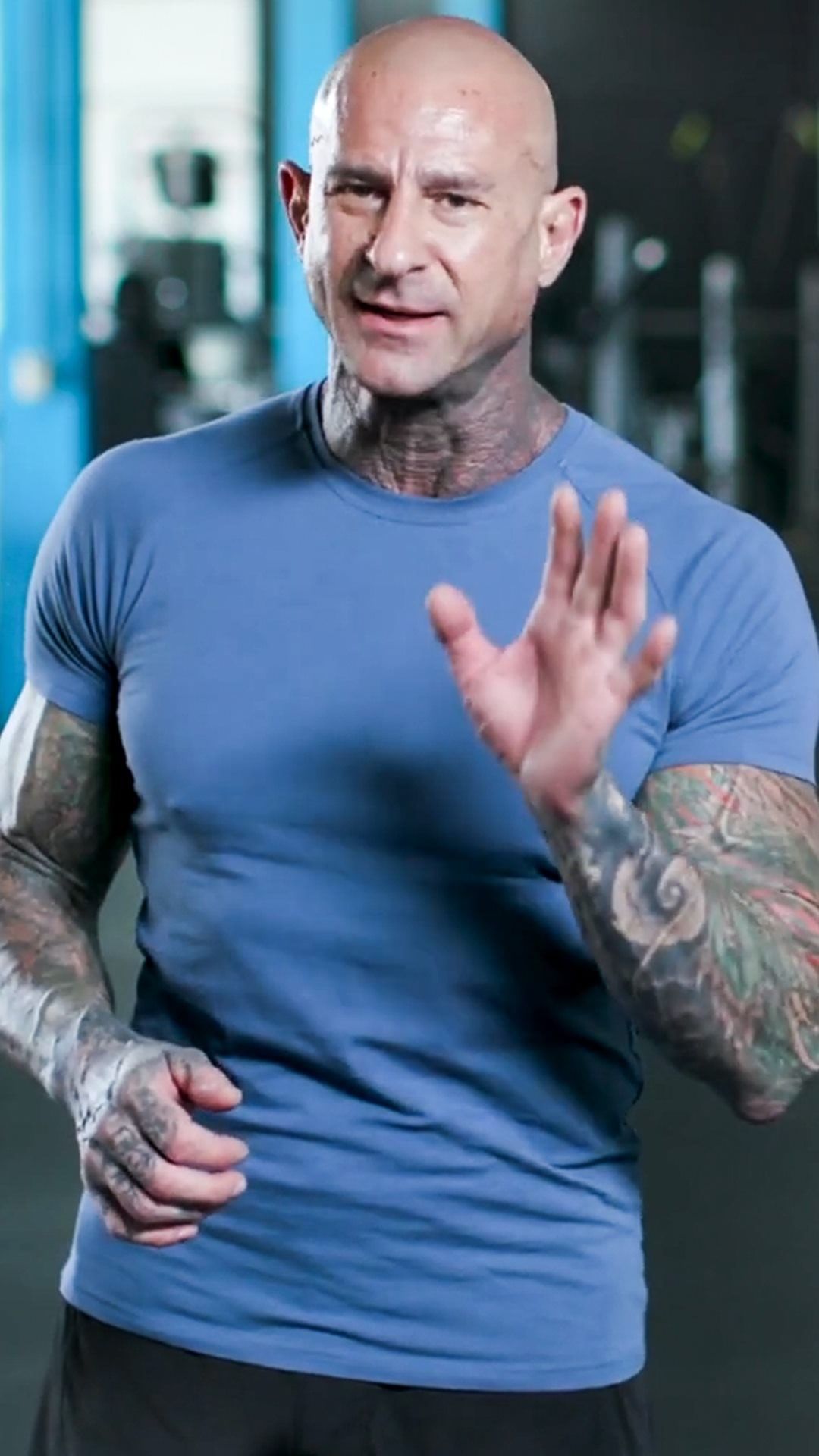 Bodybuilding.com - In this video, @jimstoppani is going to teach you the three ways to stay lean while on a mass gaining plan.

Most people think that when it comes to mass gaining, your just going to...