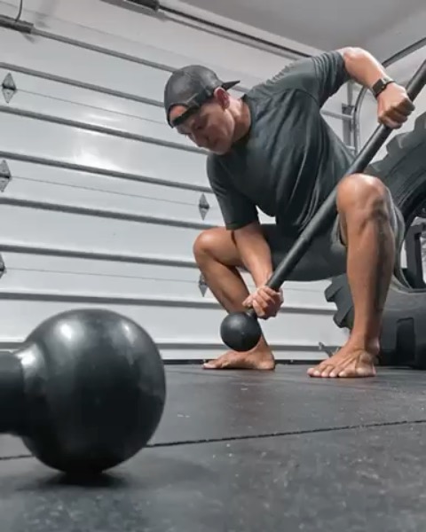 Onnit - 10 STEEL MACE SQUAT VARIATIONS
-⁠
What @coachaipa enjoys most about the Steel Mace is that there are endless variations and the creativity and movement that comes with Steel Mace training⁠.
-⁠...
