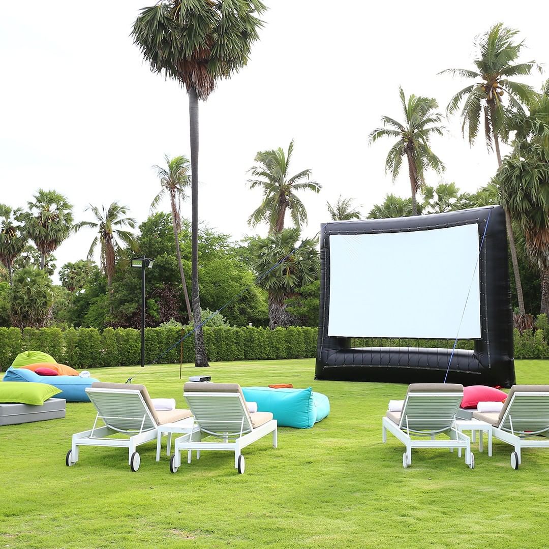 Casio USA - Our favorite type of summer movie scene? Backyard, big screen, and beneath the palm trees with projection from Casio LampFree. ⁠
Shop special offers -  link in bio. ⁠
•⁠
•⁠
•⁠
•⁠
•⁠
•⁠
•⁠...