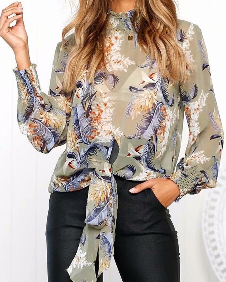 nova she - Let the blouse do the talking😜😜😜
http://bit.ly/2KAf6fV
#blouse #floral #novashe