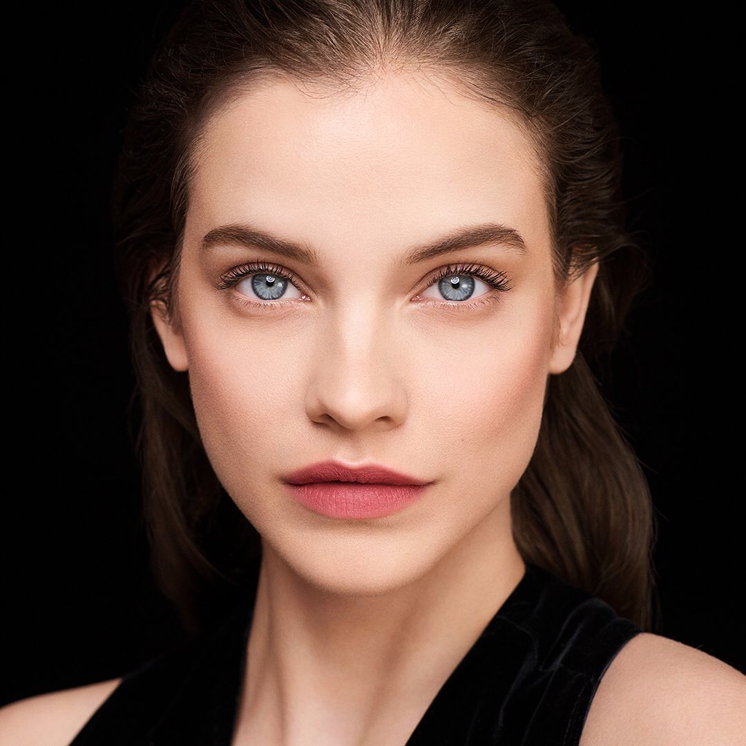 Armani beauty - Live with @RealBarbaraPalvin. Tune in to watch @RealBarbaraPalvin at 12PM EDT tomorrow as she reveals all her feel-good beauty tips. Access via stories. 

#ArmaniBeauty #BarbaraPalvin...