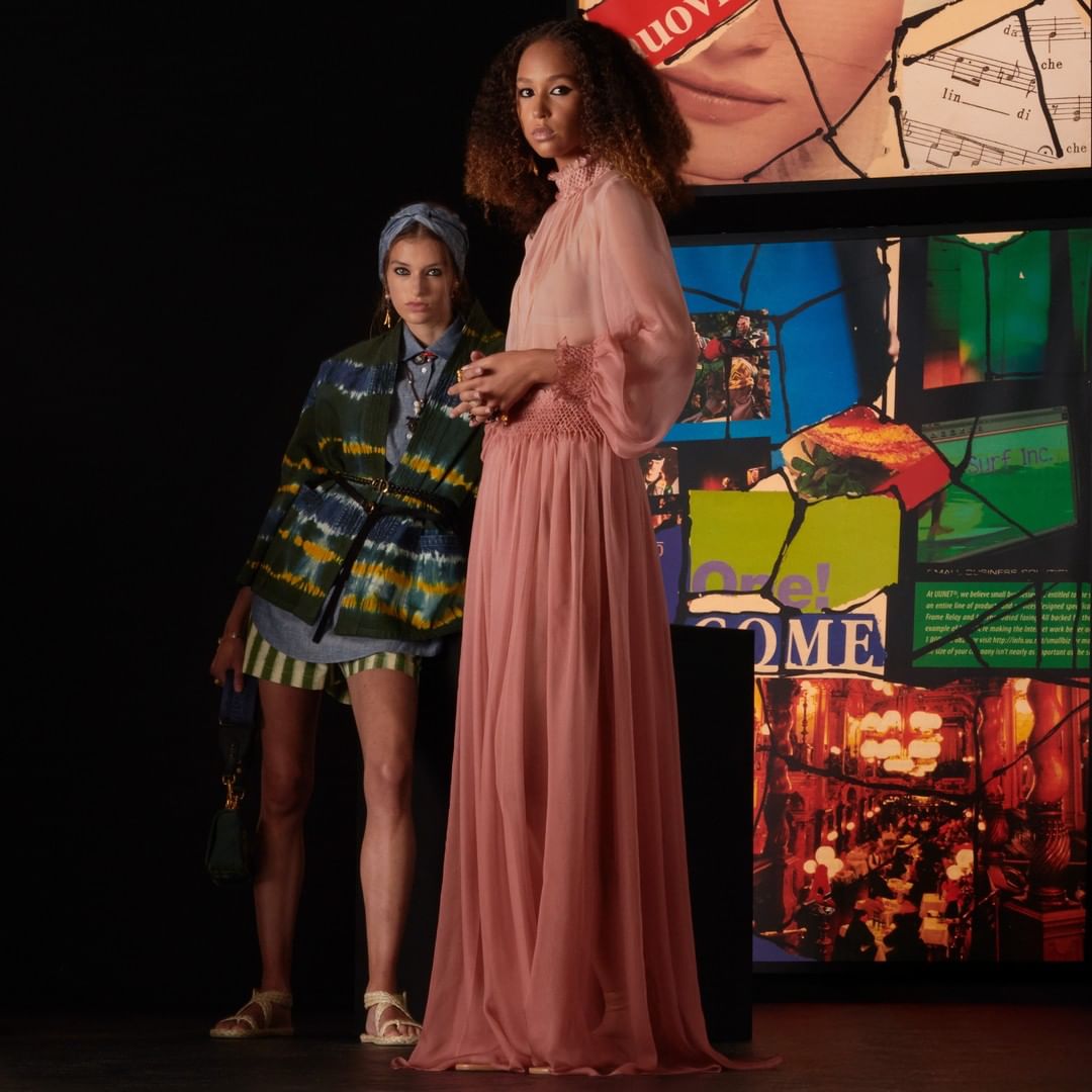 Dior Official - In a time of flux, to develop the #DiorSS21 collection @MariaGraziaChiuri turned her focus to what women really need and want right now. Comfort and adaptability came out on top, and t...