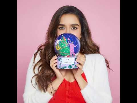 Wrapping gifts in a winter wonderland | The Body Shop India