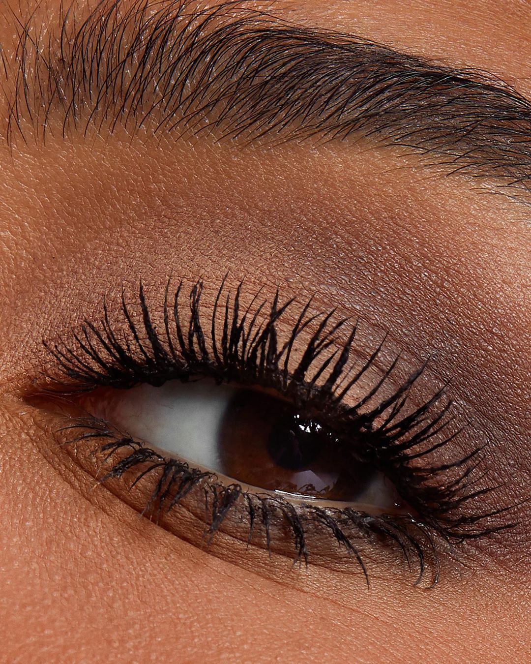 NARS Cosmetics - Have you taken your lashes to extremes yet? Featuring Climax Extreme Mascara 

Get the look:
Single Eyeshadow in Biarritz, Blondie, and Coconut Grove