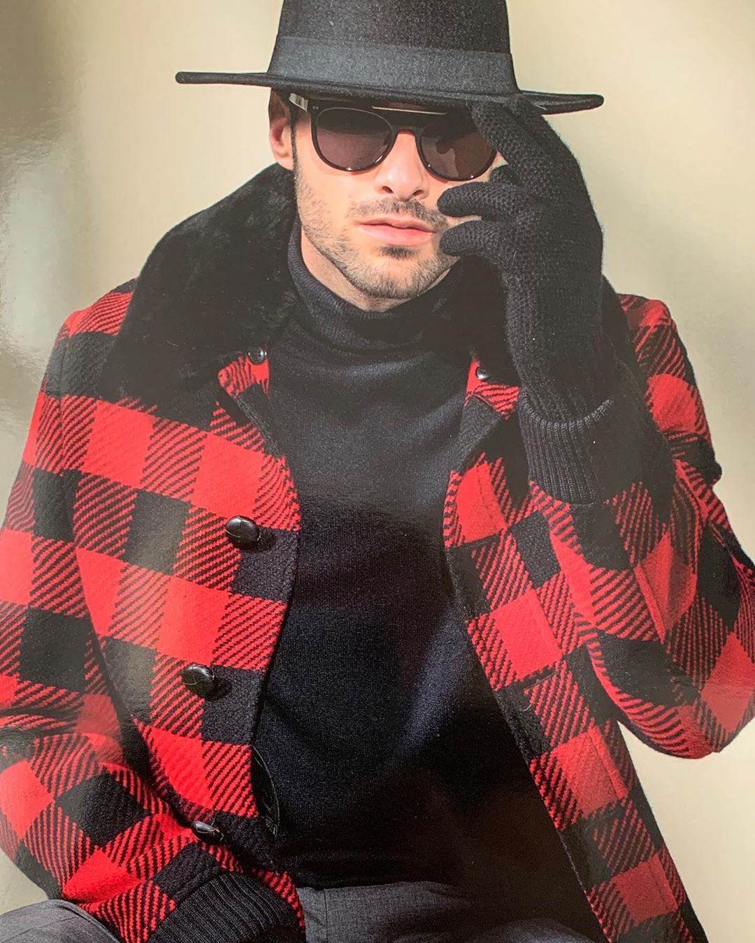 ВЕРХНЯЯ ОДЕЖДА ОНЛАЙН - ANDRA TUTTO BENE – все будет хорошо!🙌🏼
Уверенный в себе, надежный, спокойный, смело глядящий вперед – таков образ мужчины, для которого производители @tardia_official создают с... ВЕРХНЯЯ ОДЕЖДА ОНЛАЙН - ANDRA TUTTO BENE – все будет хорошо!🙌🏼
Уверенный в себе, надежный, спокойный, смело глядящий вперед – таков образ мужчины, для которого производители @tardia_official создают с...