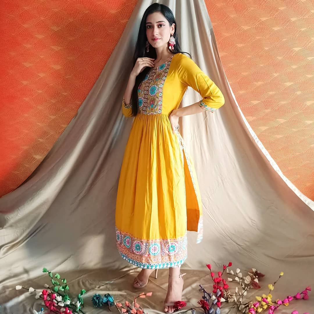 Lifestyle Stores - Reposted from @theeleganttale When in doubt, wear ethnic. No matter what the occasion is, it can never be boring right? 
#rethinkethnic 

I am wearing this Kurta from new collection...