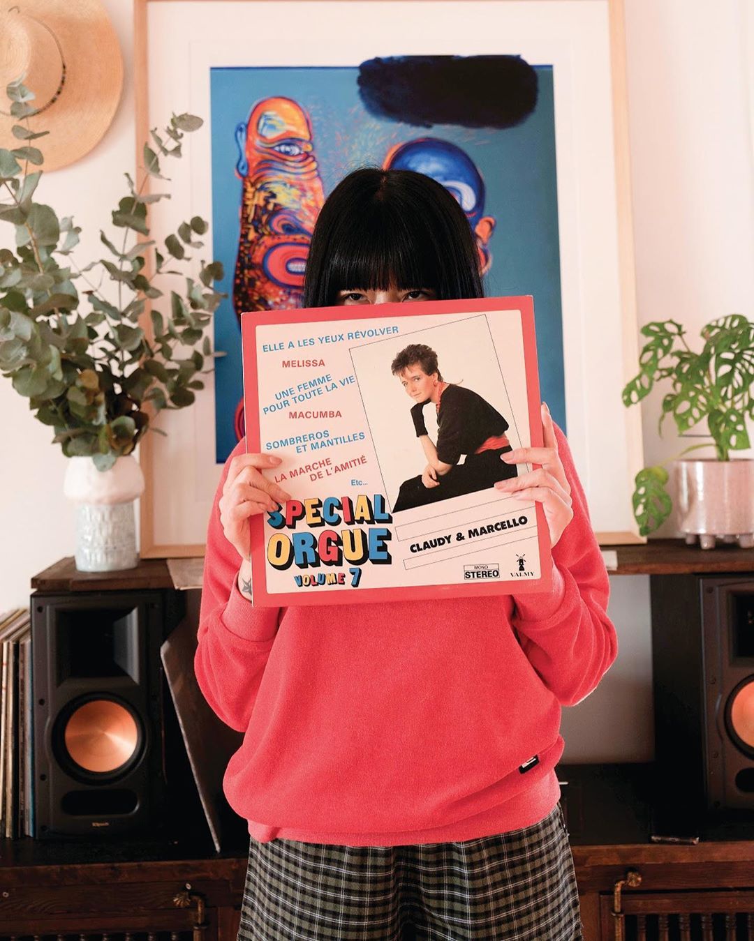 Quiksilver - Exploring music, exploring the mind. Good afternoon with @____miki________ in @quiksilver.womens.