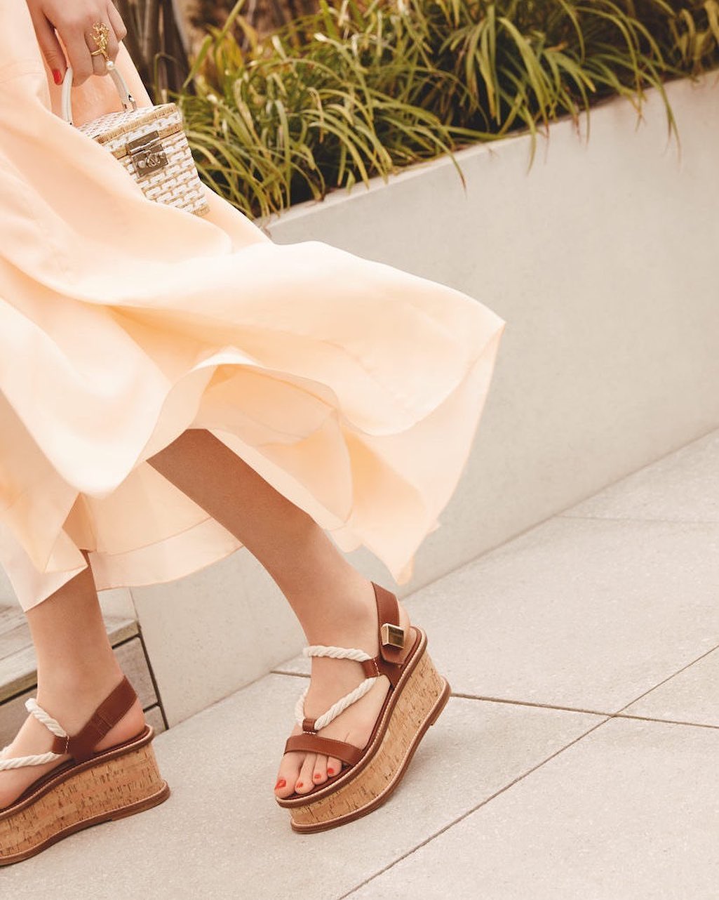 Harrods - The sky’s no limit where must-have flatforms are concerned. Neutral hues and natural textures bring a summer-ready feel to this practical silhouette, which promises all the elevation of a he...