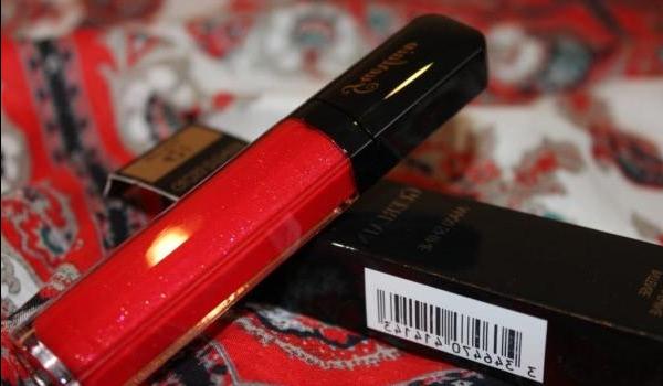 Red for all occasions. Guerlain Gloss D'enfer Maxi Shine 421 Red Pow - review