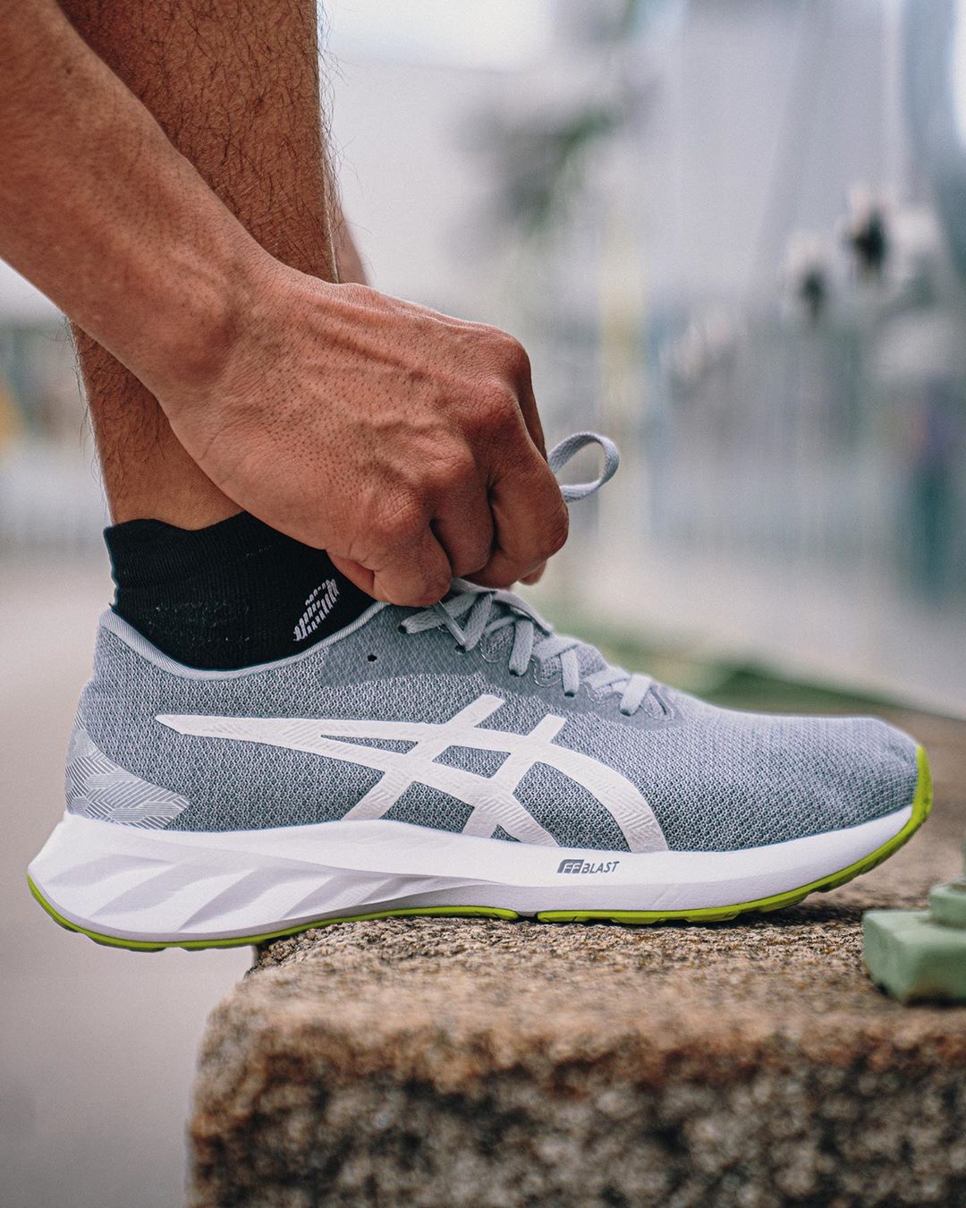 ASICS Europe - Made with a stylish and breathable knit upper and a specially designed sole to cushion your feet, #ROADBLAST ensures long-lasting comfort and enhanced speed. 

🛒 Shop now and feel faste...