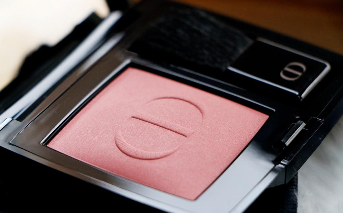 Румяна DIOR ROUGE BLUSH в оттенке 361 - отзыв10 7e45fc_lbox.jpg