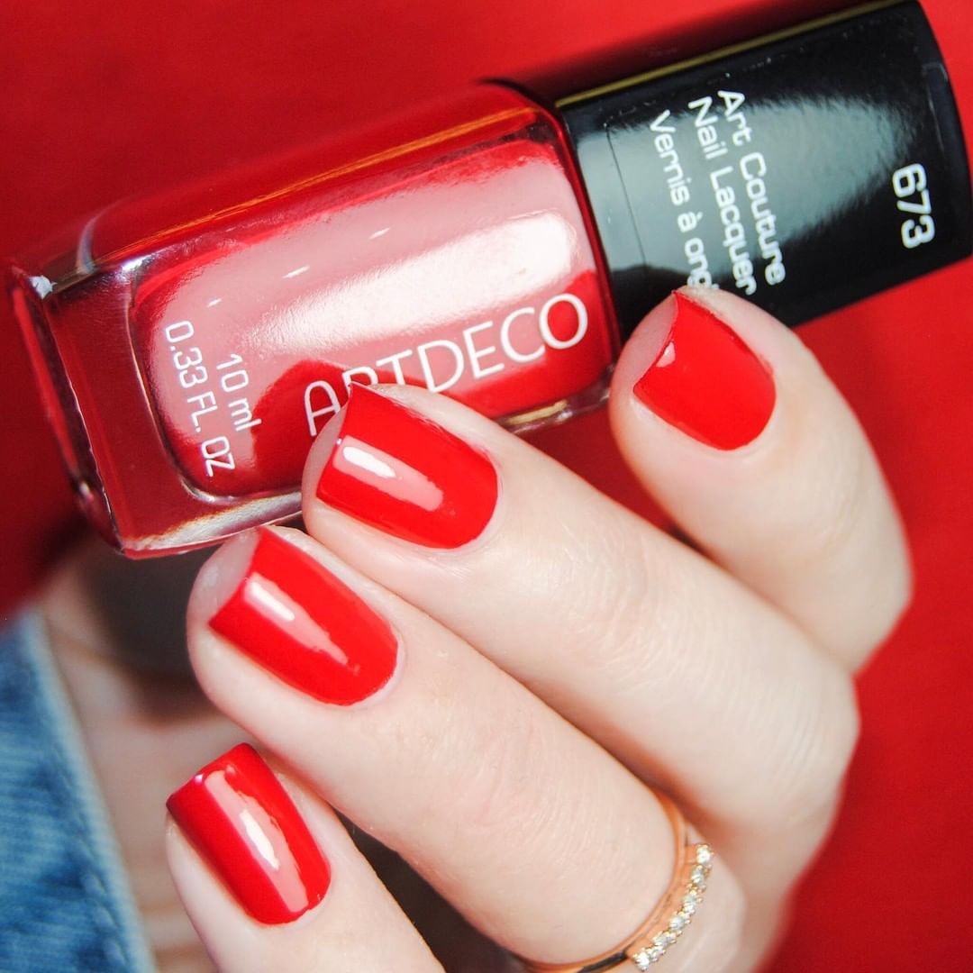 ARTDECO - Get some reds on your nails 🧡 How do you like the color of our Art Couture Nail Lacquer N°673 red volcano?⠀⠀⠀⠀⠀⠀⠀⠀⠀
⠀⠀⠀⠀⠀⠀⠀⠀⠀
Image credits: @lackopfer⠀⠀⠀⠀⠀⠀⠀⠀⠀
⠀⠀⠀⠀⠀⠀⠀⠀⠀
#artdeco #artdecoco...