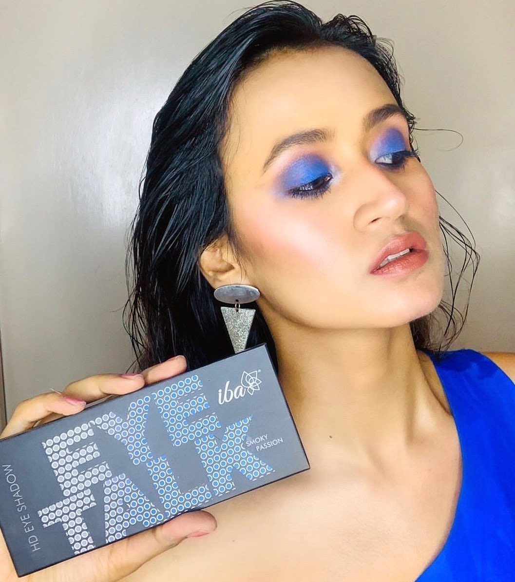 Iba - 𝔼𝕪𝕖 𝕥𝕒𝕝𝕜𝕚𝕟' with Iba’s latest launch - EYE TALK HD Eyeshadow Palette - Smoky Passion - Rs. 799
✨
Full face makeup using Iba products - video tutorial coming soon 💙 Stay tuned for the video 💙
✨
W...