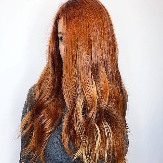 Schwarzkopf Professional - Red HOT peekaboo! 😍🔥
*Formula* 👉 @amybcolor used #IGORAVIBRANCE: 6-77 + 7-77 + 6-5 with 20 Vol. (base) + 7-77 with 20 Vol. (mids and ends). For the Peekaboo blonde: #IGORARO...