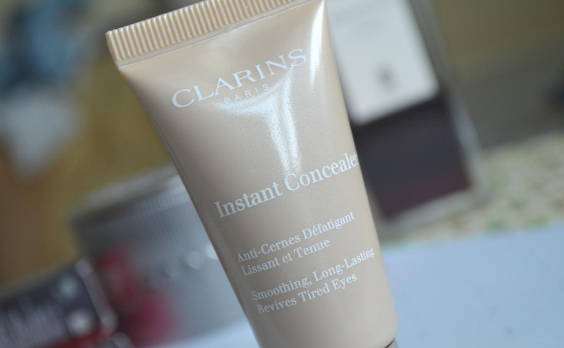 Clarins instant concealer свотчи