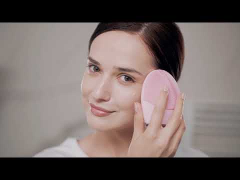 LUNA 3 by FOREO: Softest yet most effective facial cleansing brush: How to use