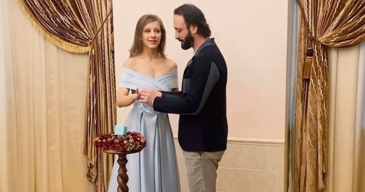 Официально: Лиза Арзамасова и Илья Авербух поженились